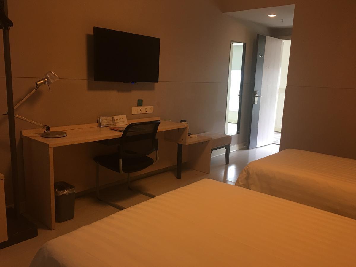 Jinjiang Inn Liuzhou Bubugao Square North Station Екстериор снимка