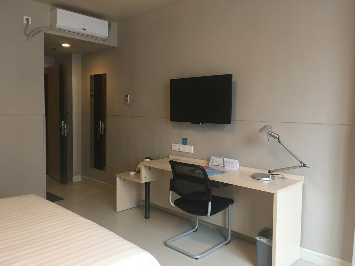 Jinjiang Inn Liuzhou Bubugao Square North Station Екстериор снимка