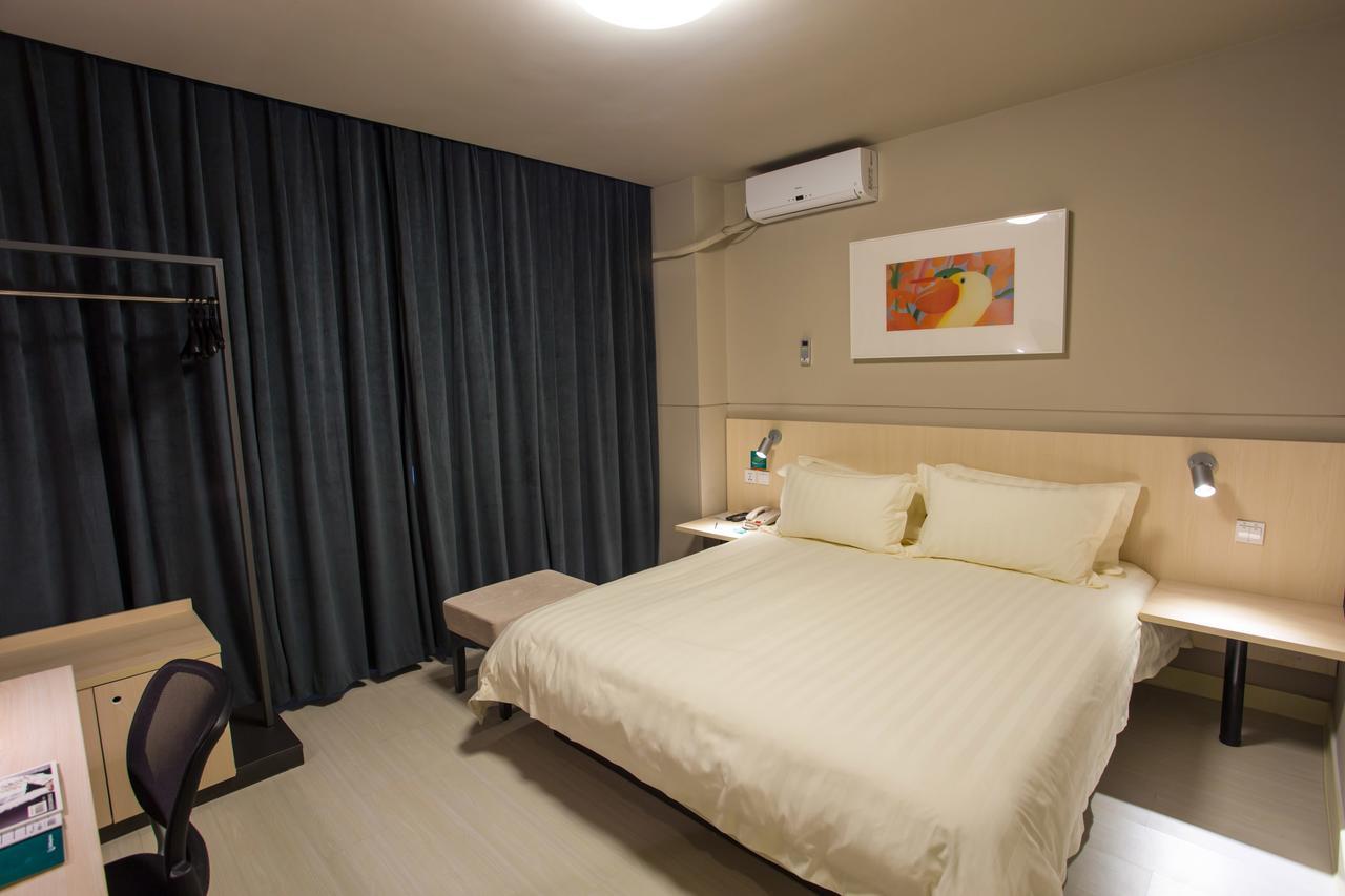 Jinjiang Inn Liuzhou Bubugao Square North Station Екстериор снимка